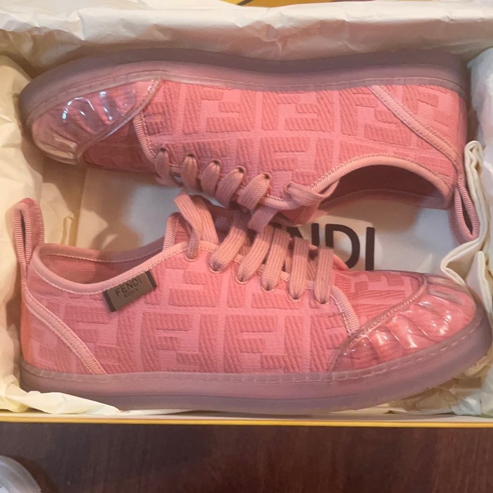 FENDI WOMENS SNEAKERS